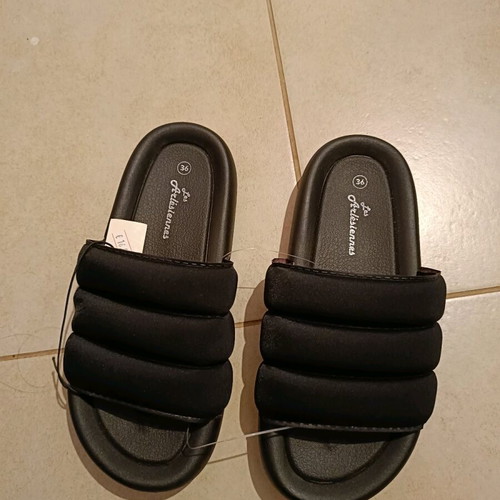Women's slippers new size 36 black flatform