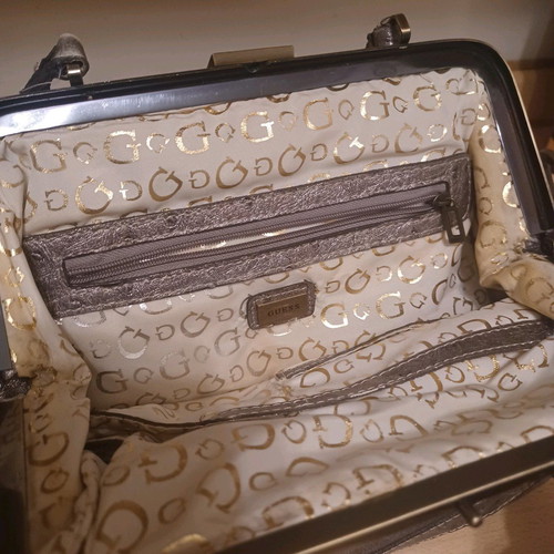 Guess leather handbag used, silver, authentic from USA