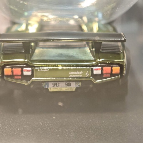 Hot Wheels Lamborghini Countach RLC like new
