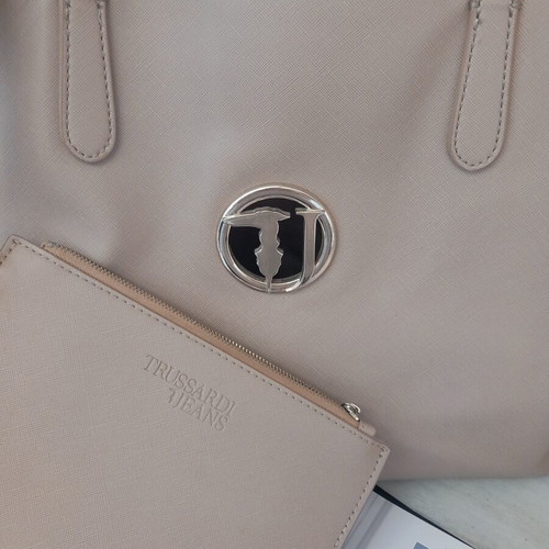 Trussardi Large Shoulder Bag like new, beige