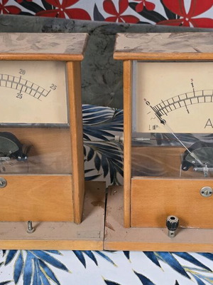 Retro voltmeter and ammeter educational set used
