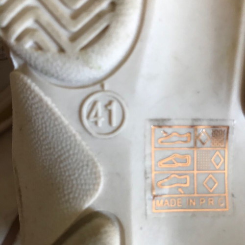 Renato G. beige athletic shoes size 41 like new