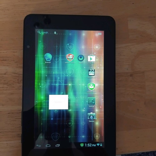 Small tablet used, suitable for children to watch cartoons and play games