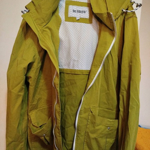DeFacto windbreaker jacket like new, size XL