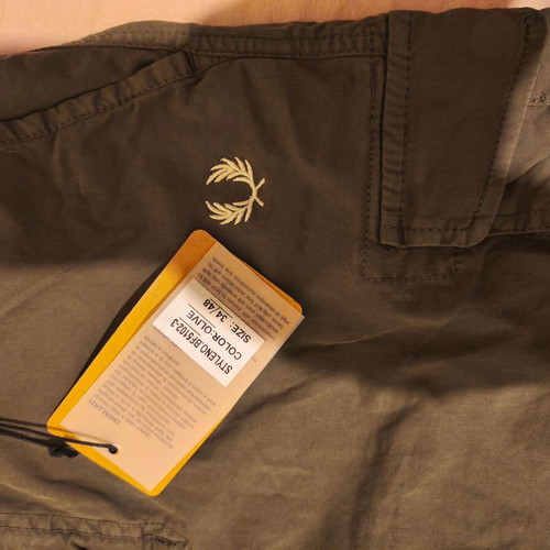 Fred Perry Cargo Shorts new with tags, size M