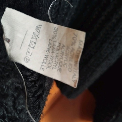 Cardigan made in Italy 30% wool black like new, size XL
