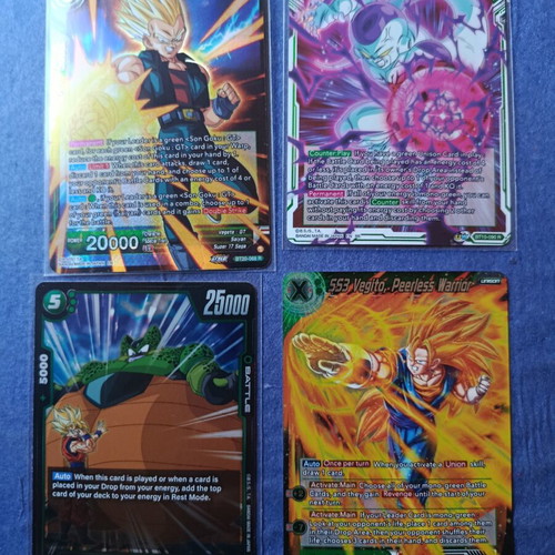Dragonball Super Card Game 4 R Foil Cards like new