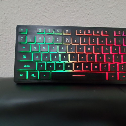 Gembird KB-UML-01 gaming keyboard with RGB lighting, US English