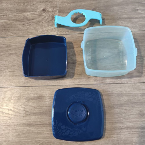 Maped Picnik microwave container with divider, new