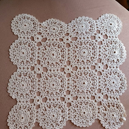 Handmade embroidery like new, set of 7 pieces