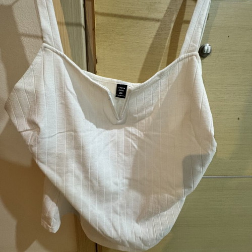 Shein white crop top XXL