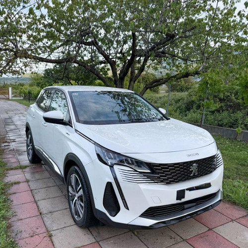 Peugeot 3008 Allure 2021 hybrid plug-in SUV like new