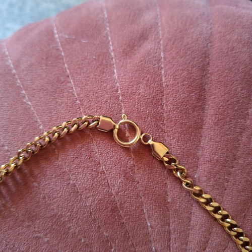 Stainless Steel Necklace with Thick Chain and Multicolor Clasp like new