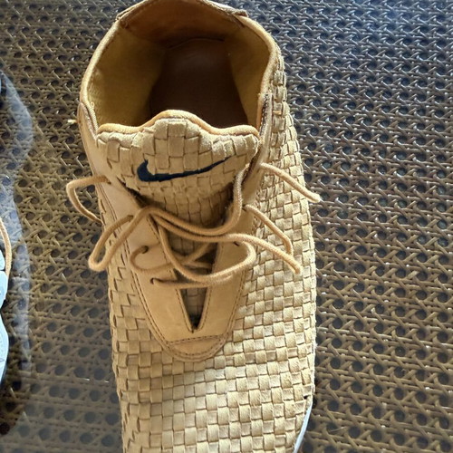 Nike athletic shoes used, size 45, orange