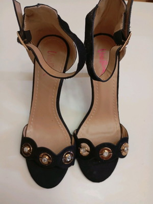 Black sandals size 40 new, worn in photoshoots