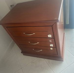 Nightstand like new, excellent quality