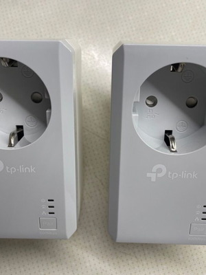 TP-LINK TL-PA4020P Kit Powerline με Passthrough πρίζα και 2 θύρες Ethernet σαν καινούργιο