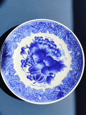 Faience platter used, large 32 cm plate with blue pumpkin design