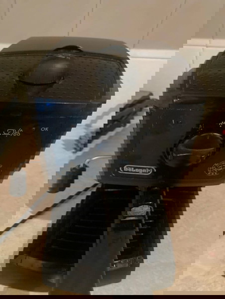 Delonghi μηχανή espresso