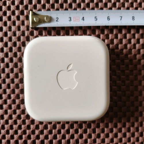 Apple case for headphones/hands free like new
