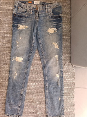 River Island jeans like new, size M, blue