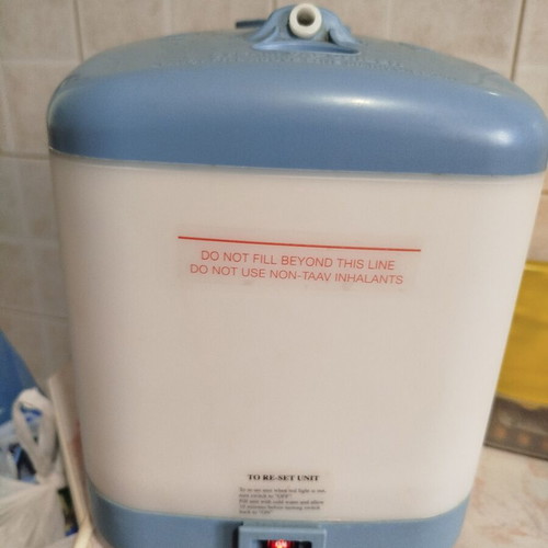 TAAV Steam Vaporizer used, with Australian plug and Greek adapter