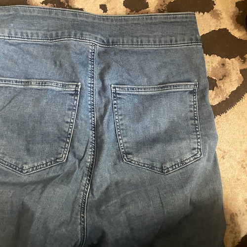 Shein blue flared jeans size M like new