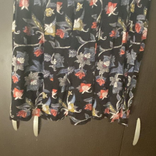Fransa skirt all season with floral print, like new