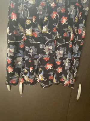 Fransa skirt all season with floral print, like new