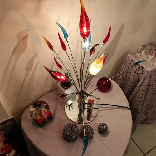 Spanish table lamp like new with dimmer button for living room
