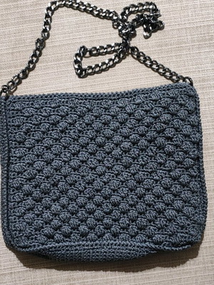 Handmade shoulder bag like new, gray with chain