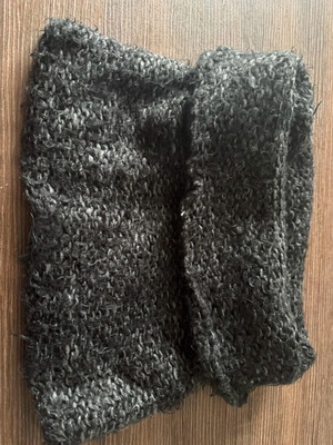 Neck scarf like new, grey