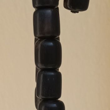 Worry beads bull horn black used, barrel shape