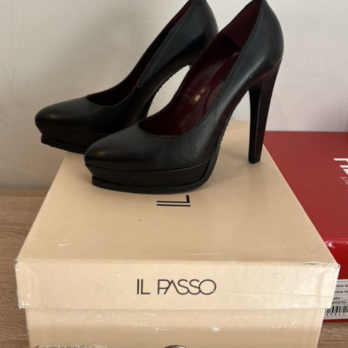 Logan black leather pumps new, 12 cm heels