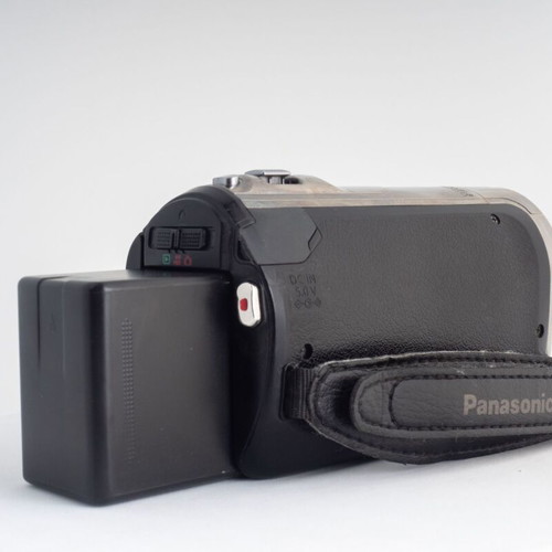 Panasonic HDC-SD60 Full HD camcorder with extended Patona battery
