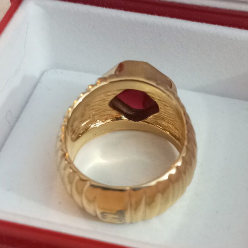 Vintage Russian Gold-Plated Ring with Ruby-Type Glass Stone, Size 54 used