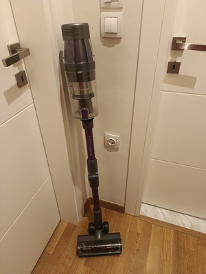 Rohnson Mamba 23 Stick Vacuum Like New, Rechargeable