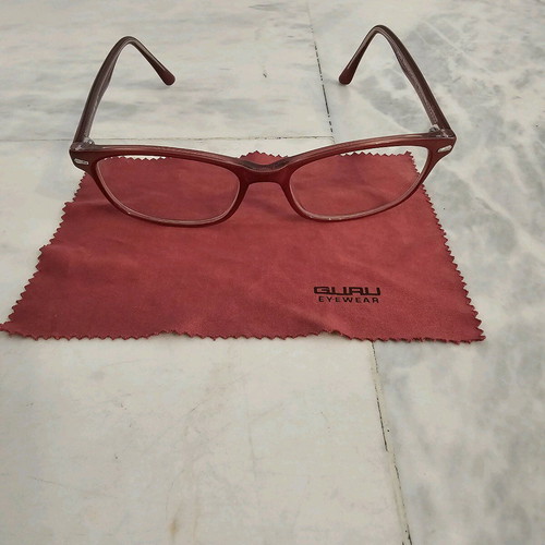 Mr. Gain Sophia women's eyeglass frame used, burgundy