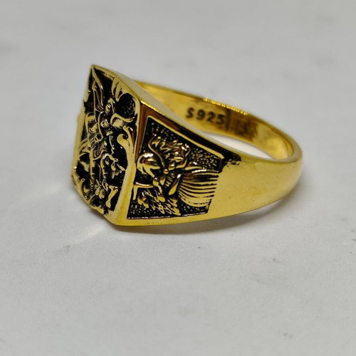 Men's Archangel Michael Ring like new, gold plated metal, size 12
