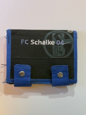 Πορτοφόλι Schalke μεταχειρισμένο, μαύρο και μπλε με πολλές θέσεις