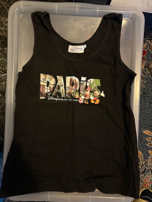 Disneyland Paris Large shirt like new, black