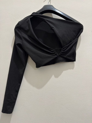 Crop top black long sleeve with heart detail new M-L