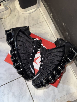 Nike Shox TL sneakers new, black and silver, size 42