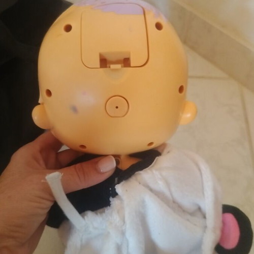 Cry Baby doll like new