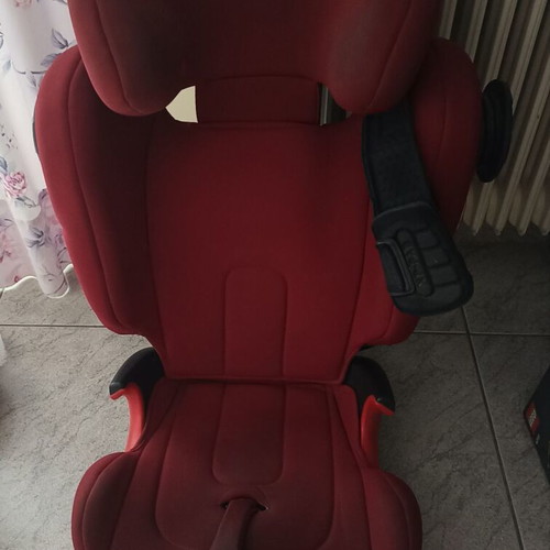 Παιδικό κάθισμα αυτοκινήτου Britax-Romer μεταχειρισμένο, κόκκινο