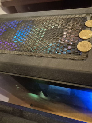 Gaming PC σαν καινούργιο με AMD Ryzen 5 7500F και Sapphire Radeon RX 9060 XT