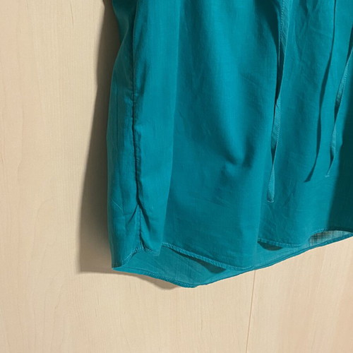 H&M cotton shirt with embroidery like new, blue and green, size M