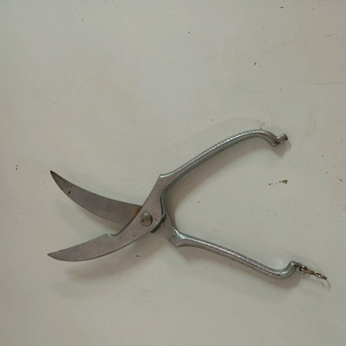 Metal kitchen scissors used, height 26 cm