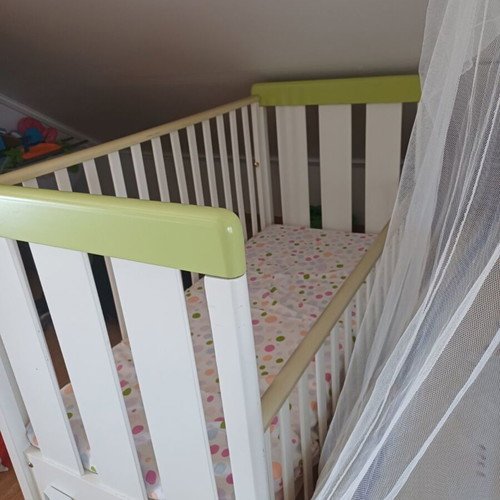 Baby cot with Grecostrom mattress