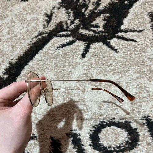 Pink Woman sunglasses like new with Total UV Protection